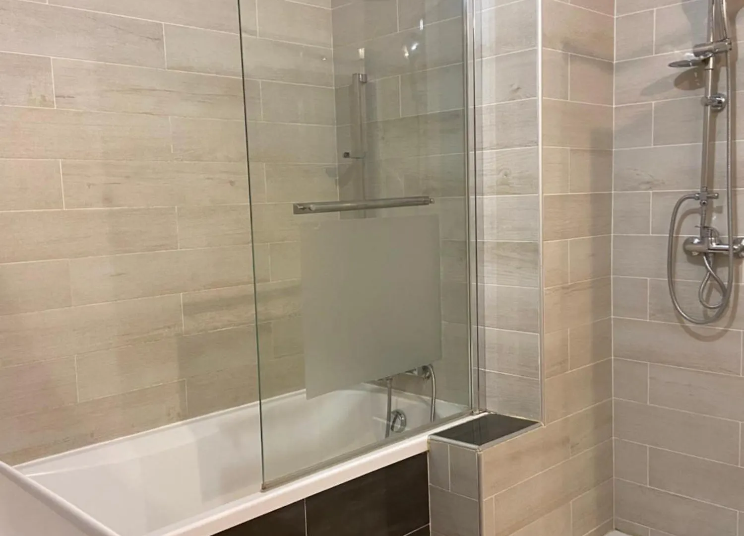 Grange Familiale 2 A 4 Chambres Tarascon Holiday home